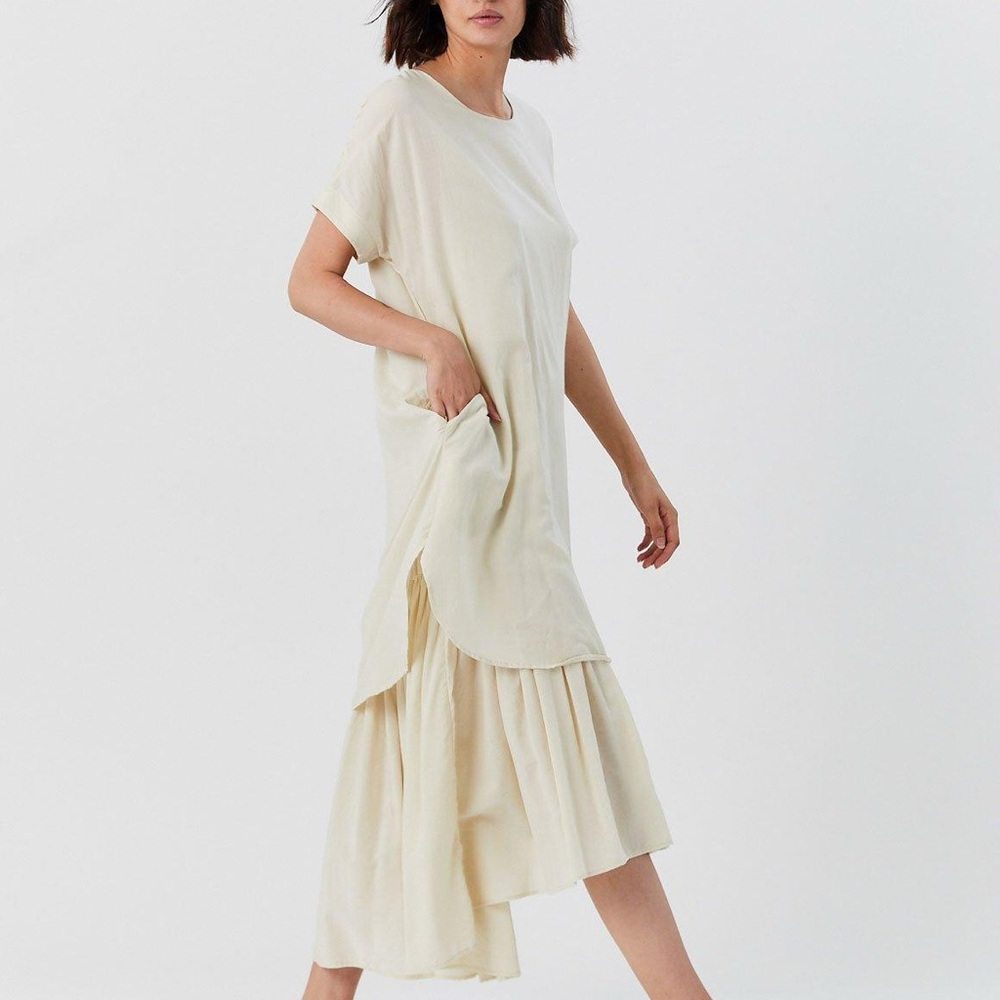 Black Crane Cream Layered Dress